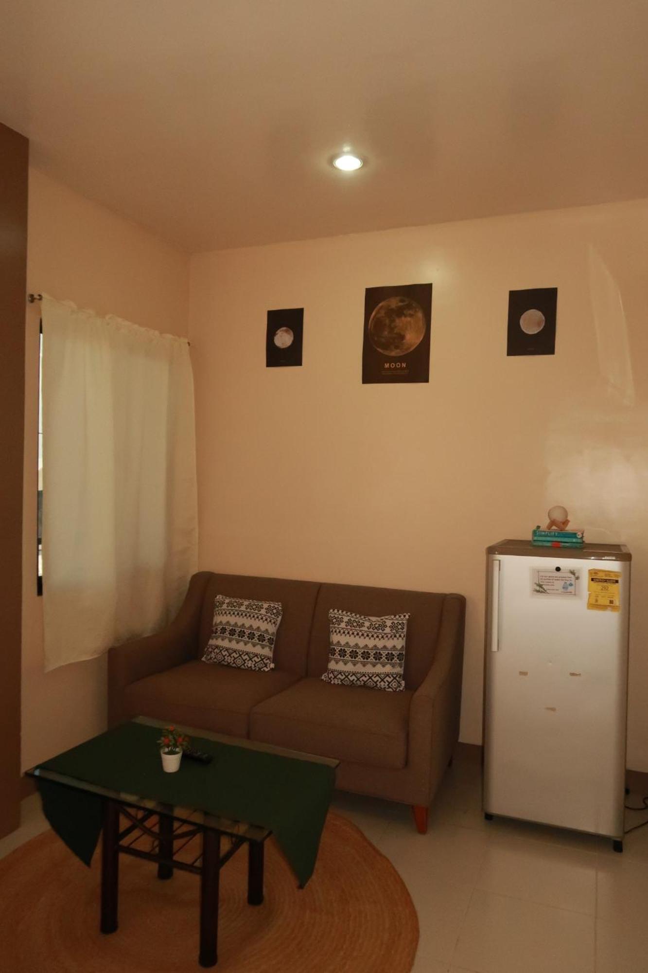 Jo-cris Apartelle