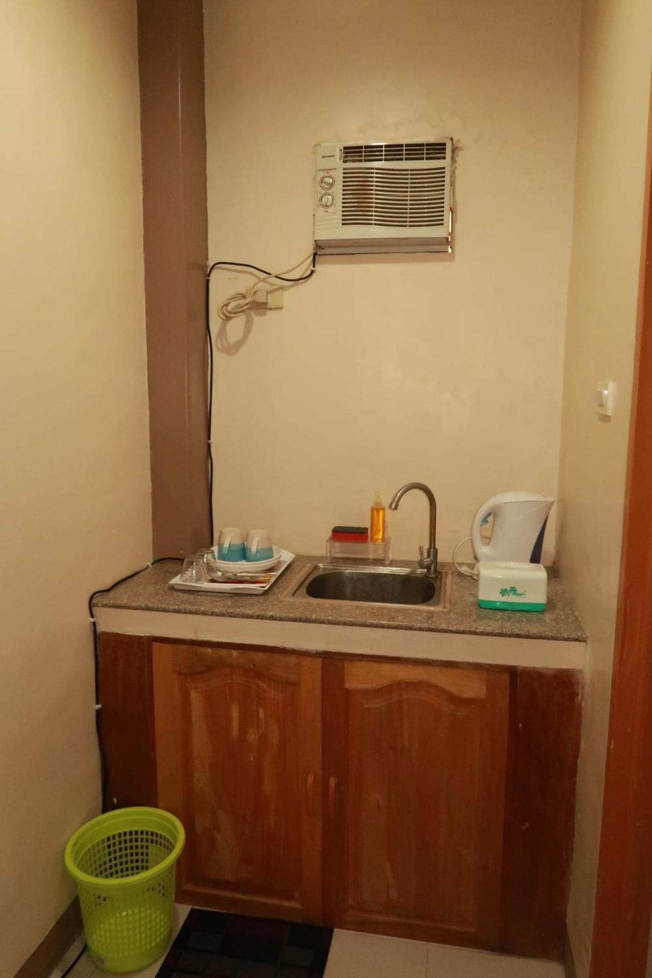 Jo-cris Apartelle 2* Lapu-Lapu City