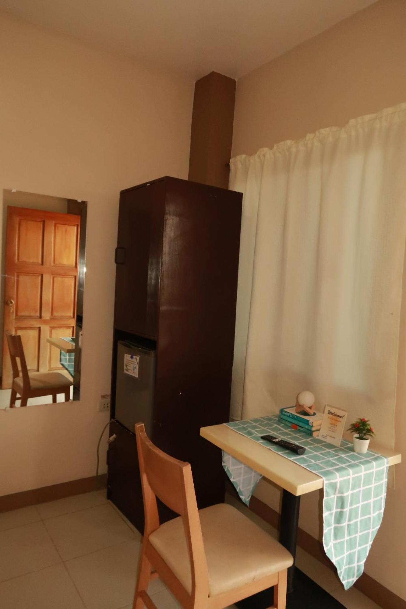 bahay-panuluyan Jo-cris Apartelle Lapu-Lapu City