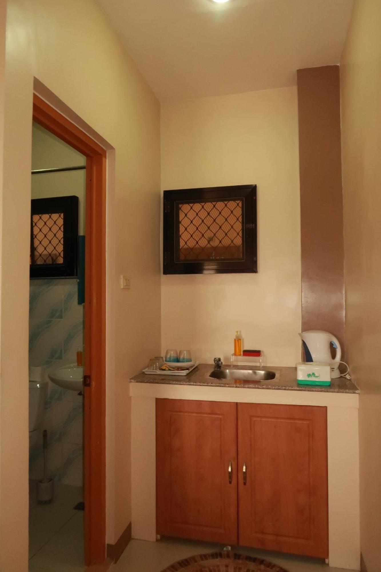 Jo-cris Apartelle Lapu-Lapu City