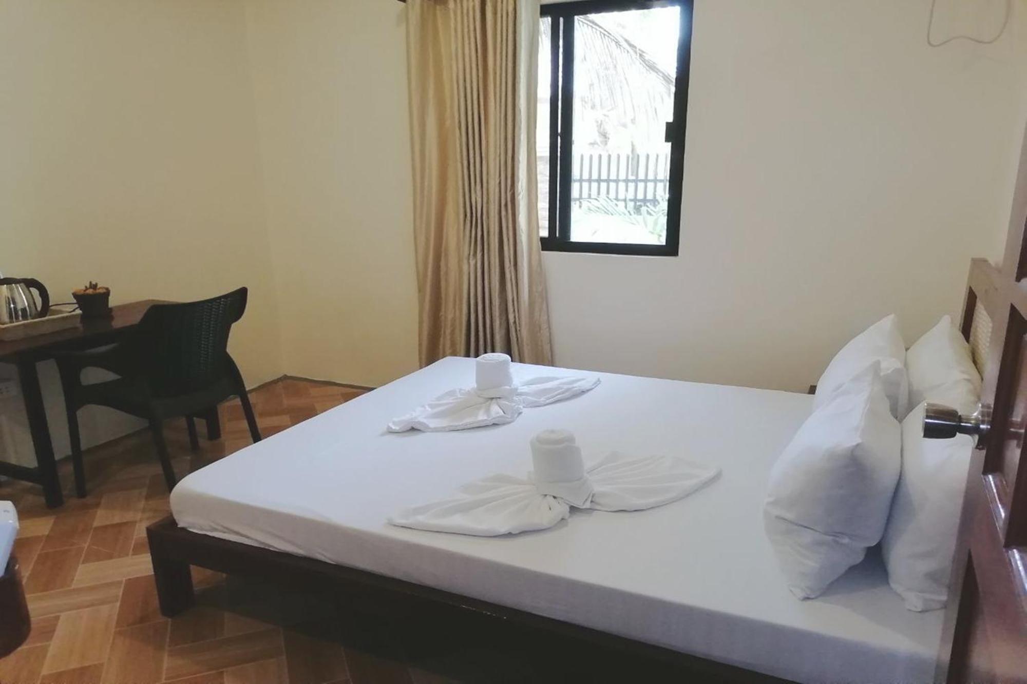 Hostel Avila's Moalboal Near *