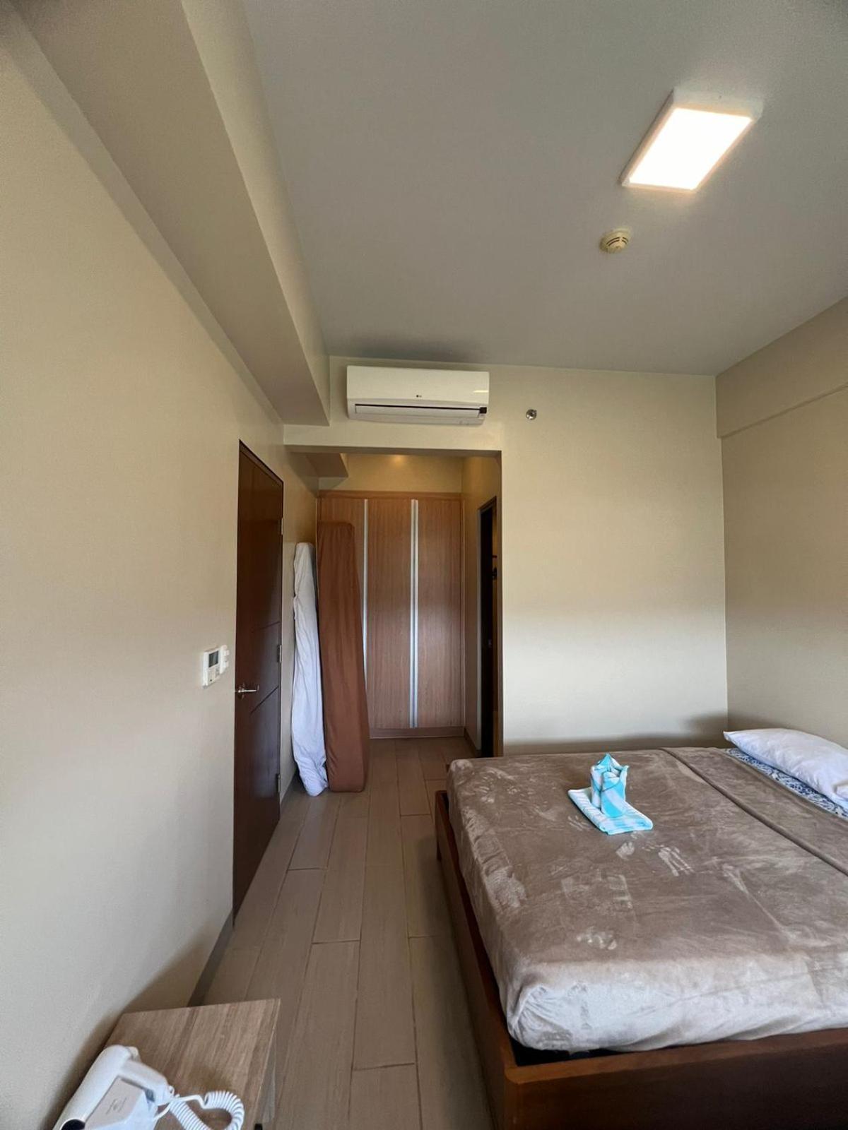 Exec 1br For 6 Person One Manchester Place With Pool And 350 Pass Apartment
