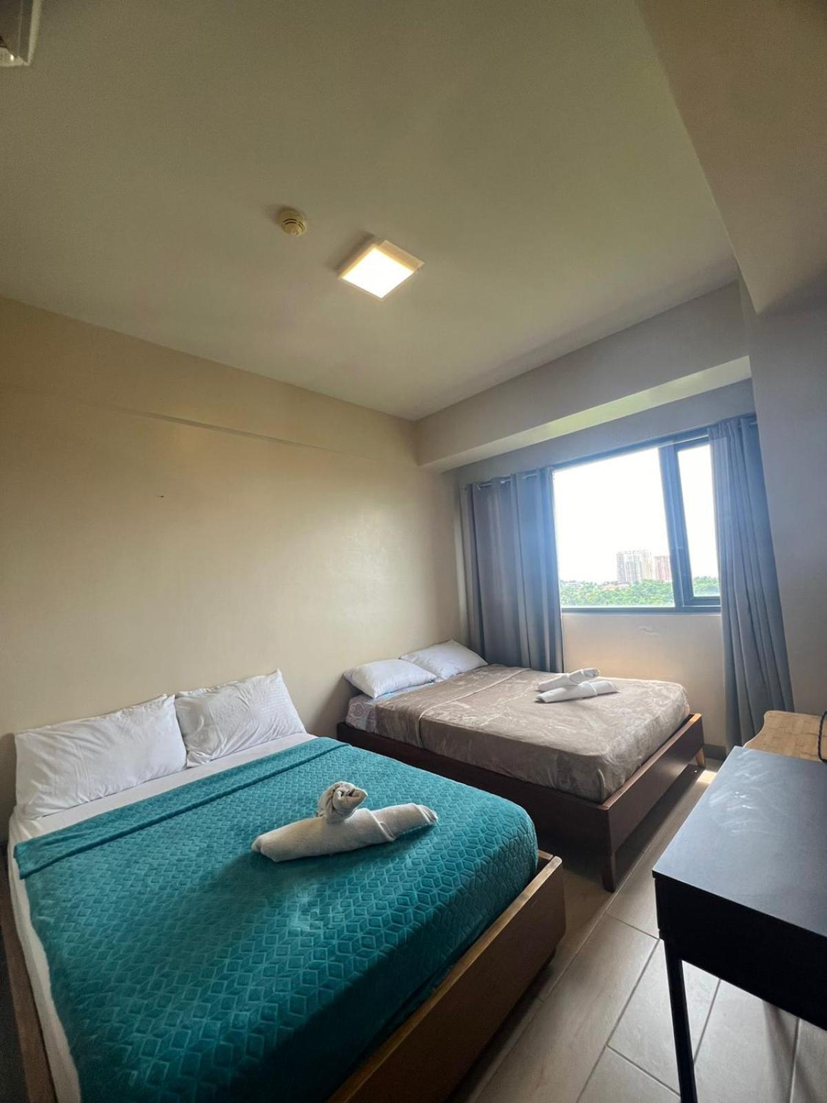 Exec 1br For 6 Person One Manchester Place With Pool And 350 Pass * Lapu-Lapu City