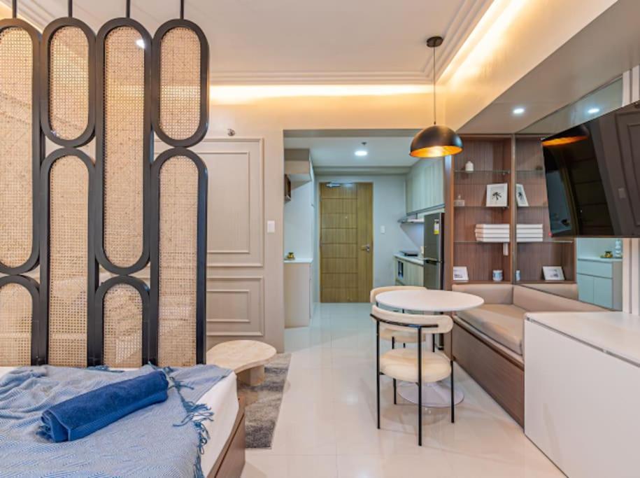 Apartment 200mbps Wifi, Luxury Near Ayala *