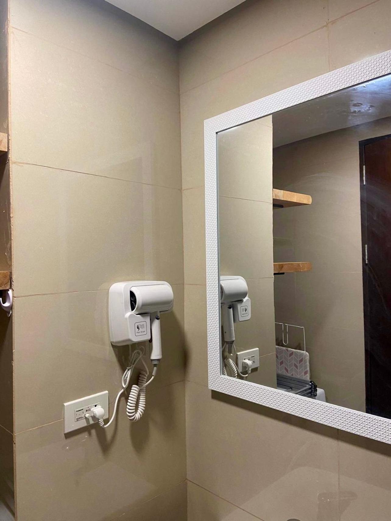 38 Park Avenue Right In The Heart Of It Park Cebu, 55 Inches Tv, Wifi *