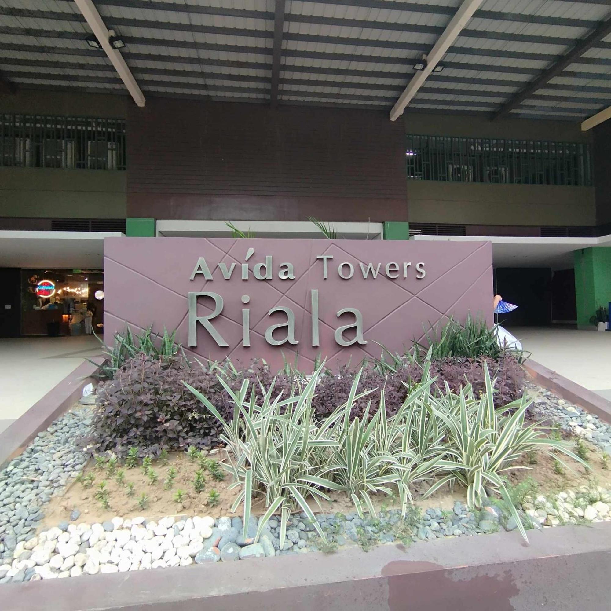 Cozy Avida Unit With Pool Access Apartment *