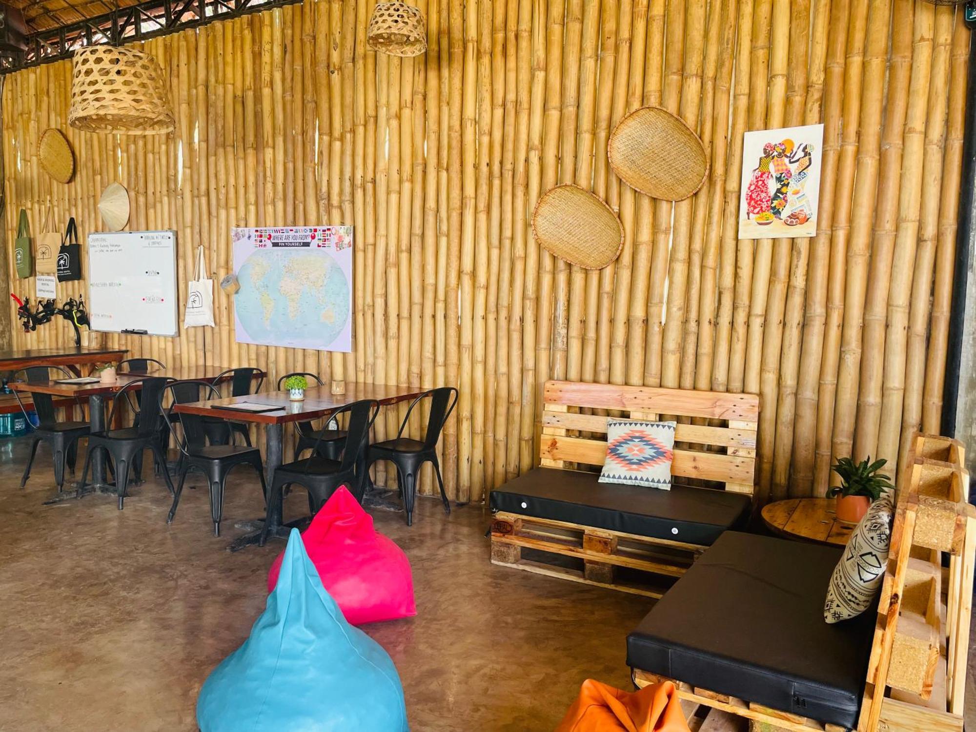 Hostel Maayong (adults Only)