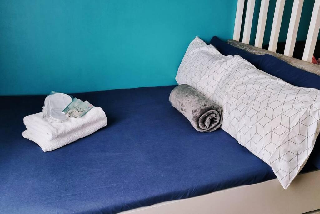 Violet's Studio, Riala It Park, * Cebu