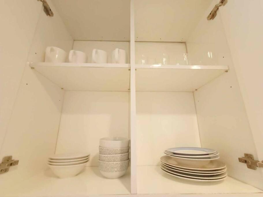 Apartment 14t Walking Distance To Ayala And It Park With Wifi *