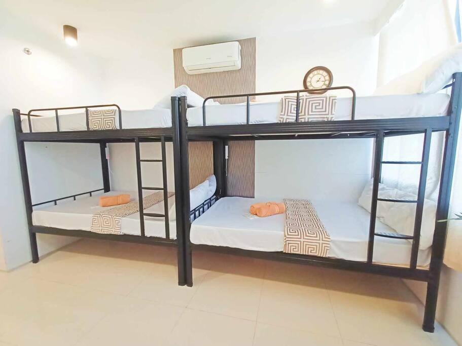 Apartment 14t Walking Distance To Ayala And It Park With Wifi *