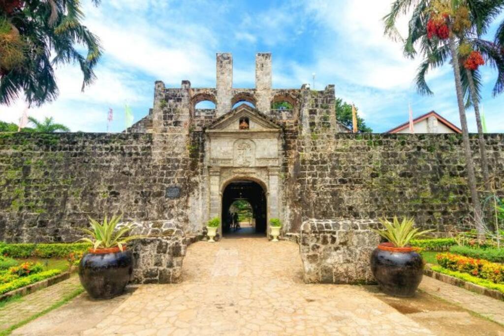 14b Walking Distance To Ayala And It Park With Wifi Apartment Cebu