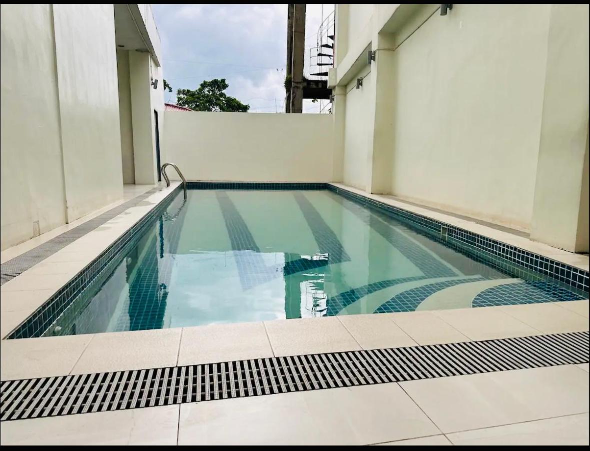 Casamira Tower Labangon Aparthotel