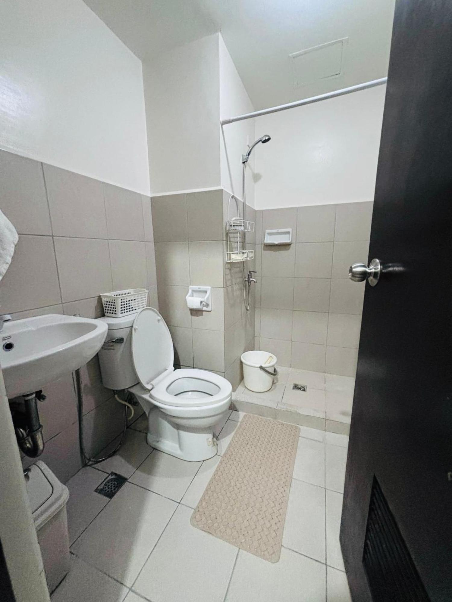 Casamira Tower Labangon Aparthotel