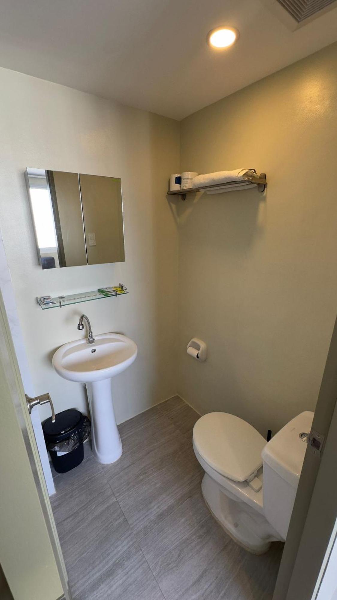 Modern & Comfy - Steps From Ayala Mall, Cebu