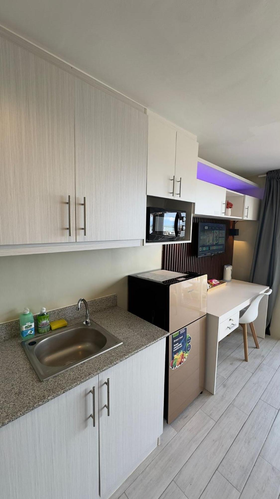 Modern & Comfy - Steps From Ayala Mall, * Cebu