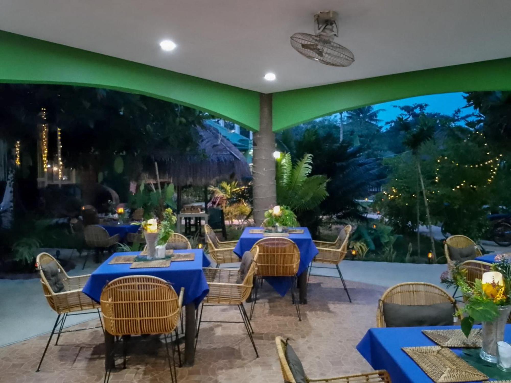 Moonlight Resort