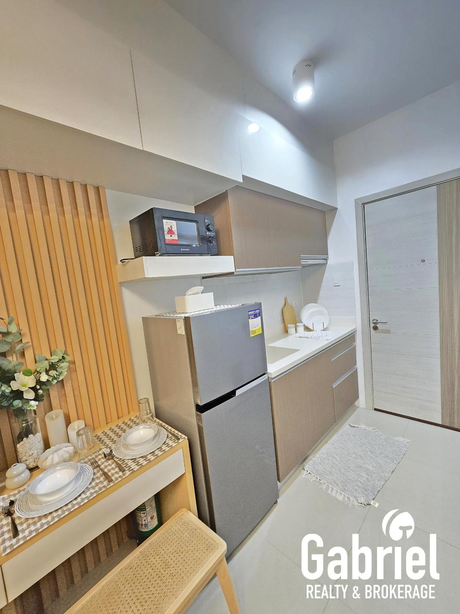 Cozy & Stylish Unit In The Heart Of Apartment *