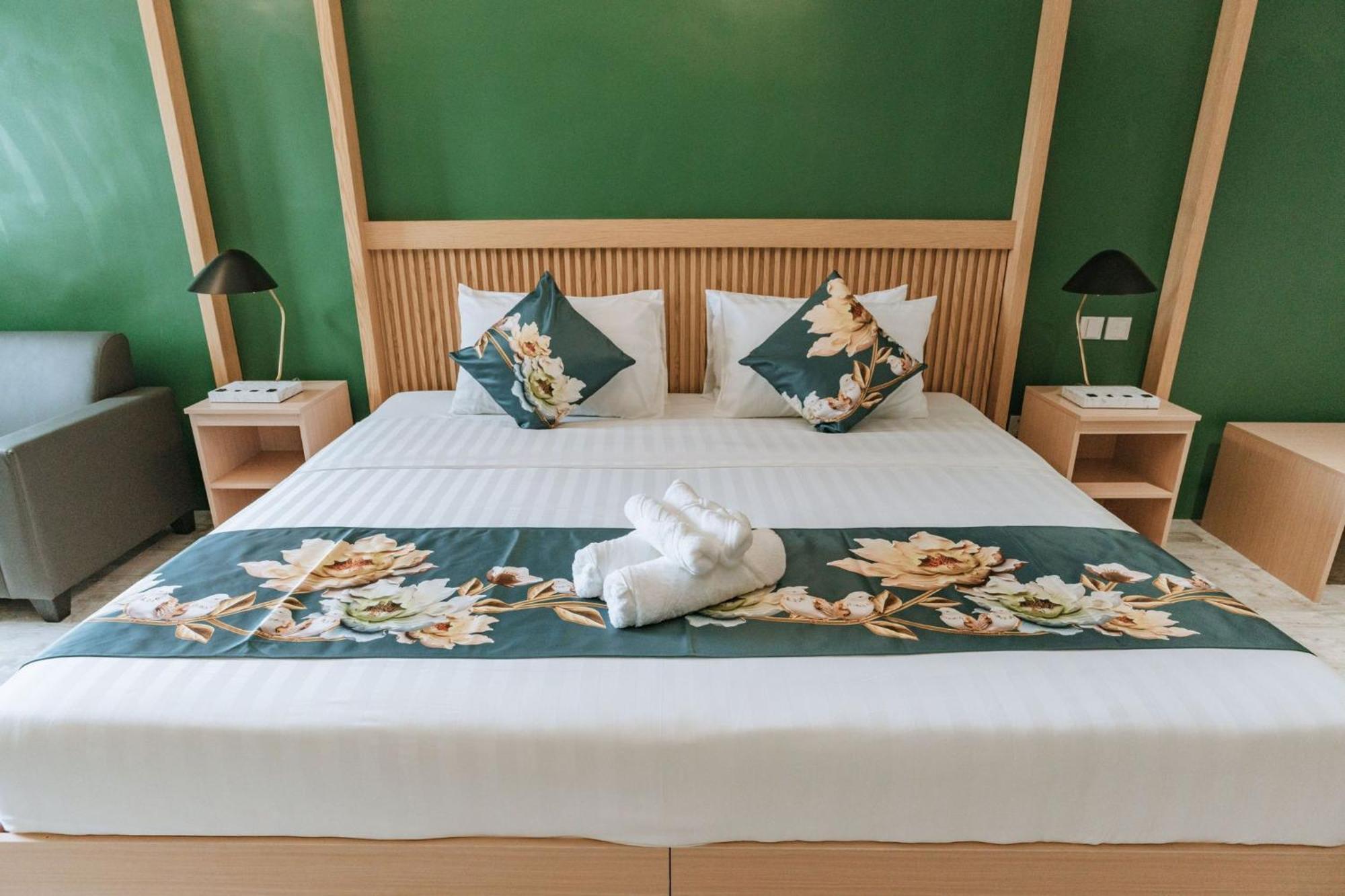 Diane Residences Hotel