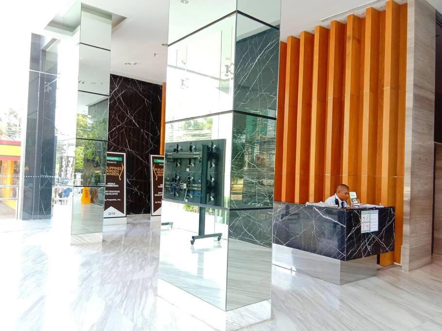 15h Walking Distance To Ayala And It Park With Wifi Apartment *