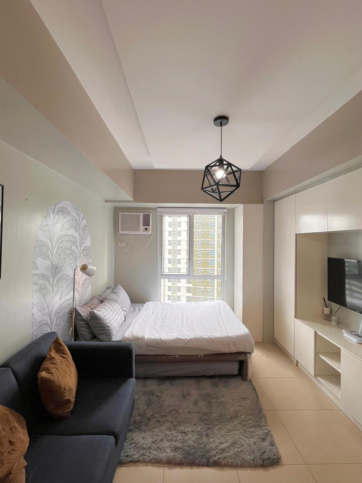 Apartment Minimalist Inside It Park