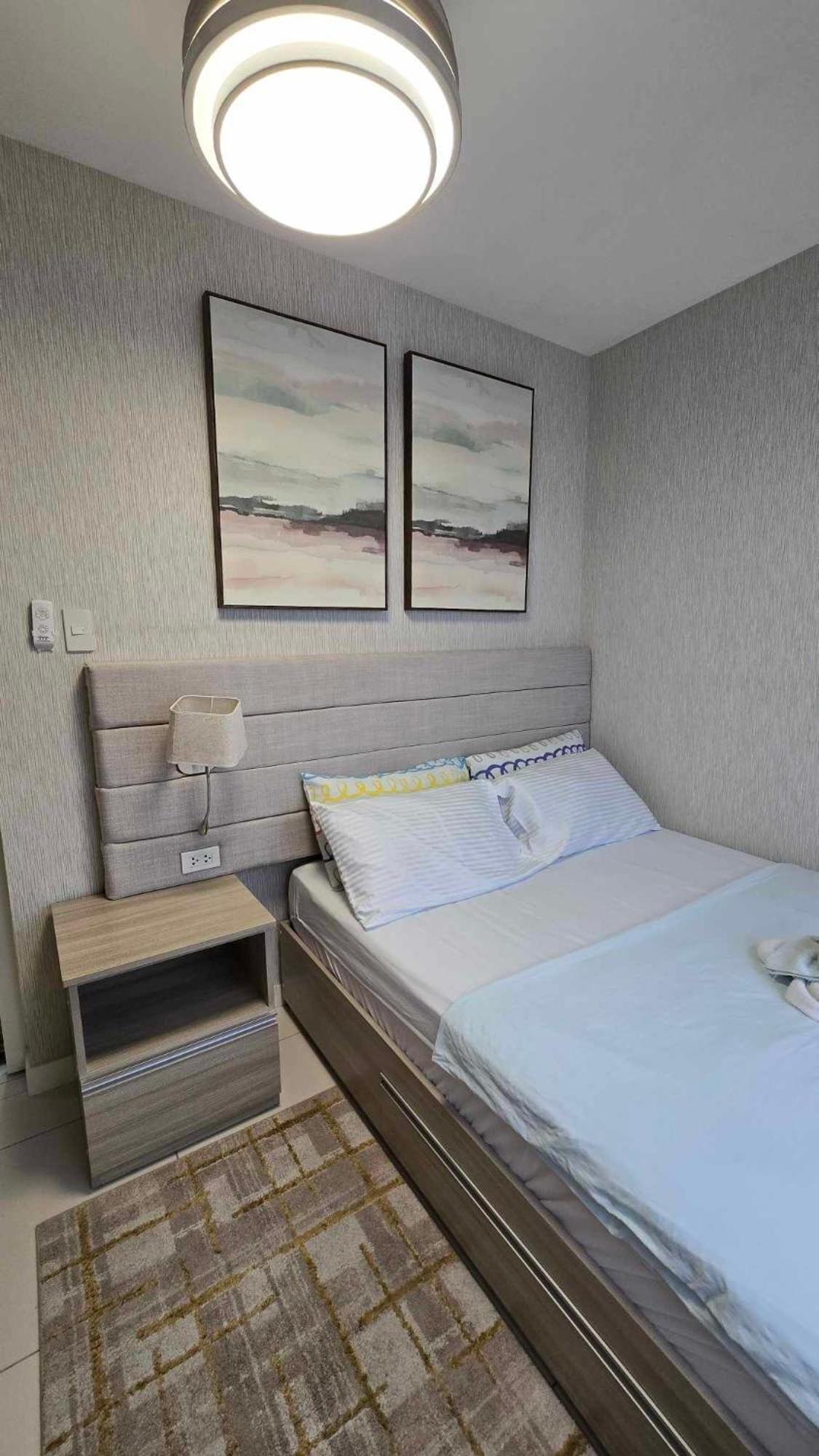 1br With Balcony At Horizons 101 Cebu