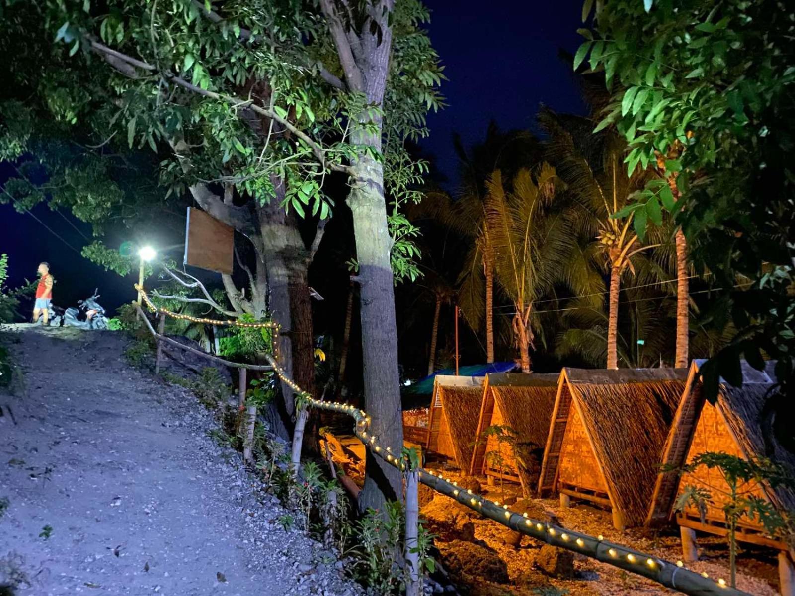 Campsite Alfonsa Tent Ground - Camp By The Sea Oslob