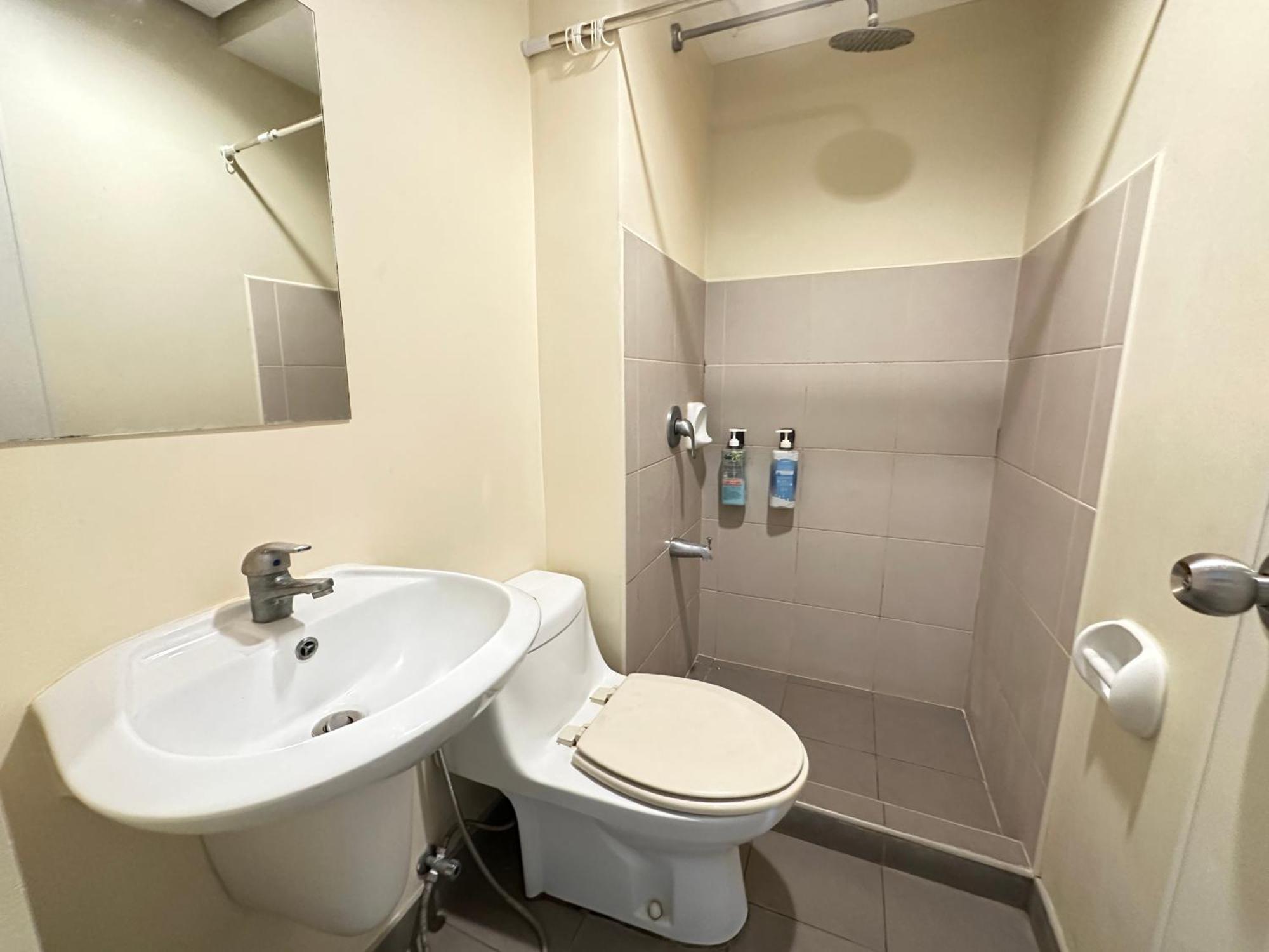 Avida Riala Tower One 2514 Apartment Cebu
