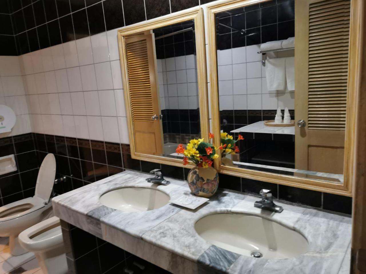 Plaza - 3* Cebu