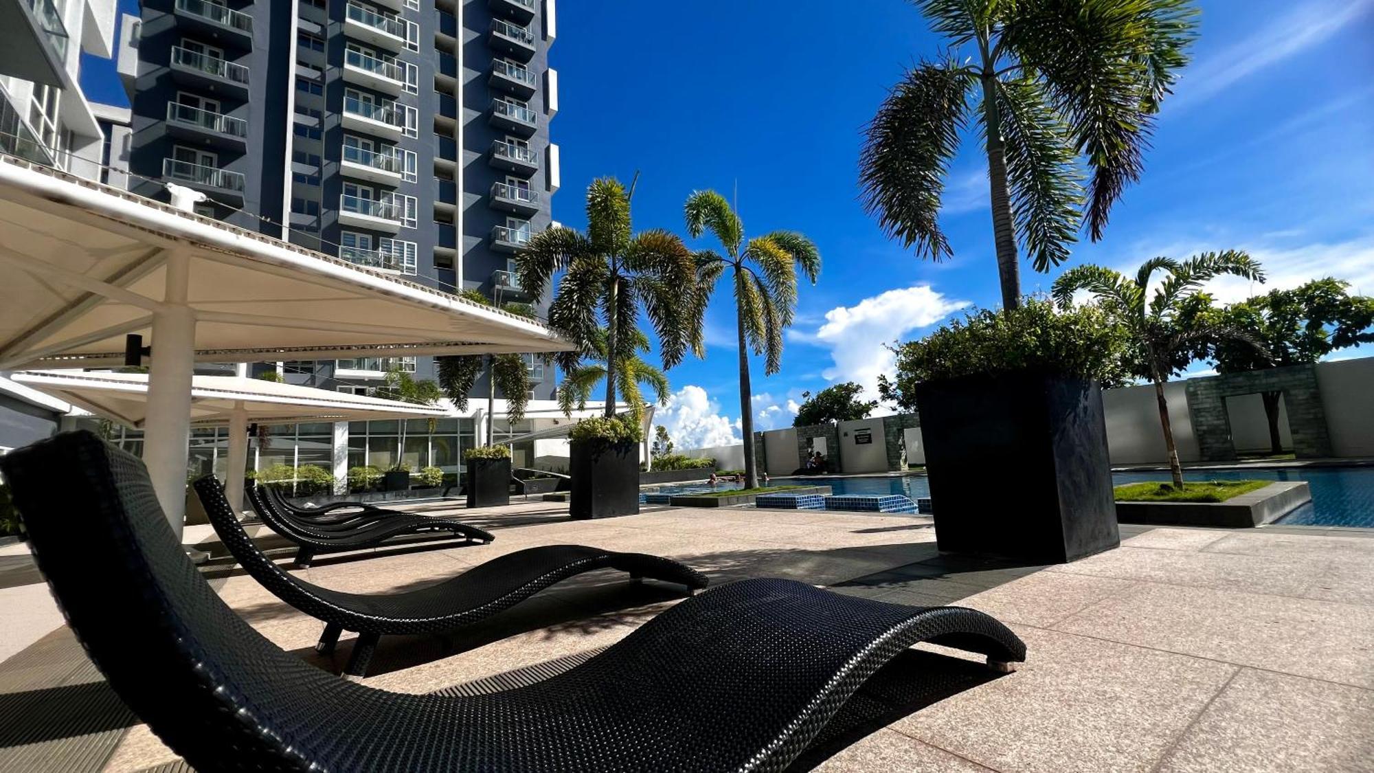 Apartment 1br Mactan New Town Free Pool 10 Min To The Beach Near Airport Ocean View *