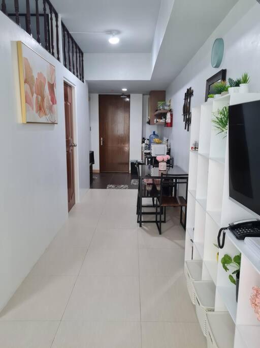 Apartment 2br Mactan Condo, La Mirada Residences *