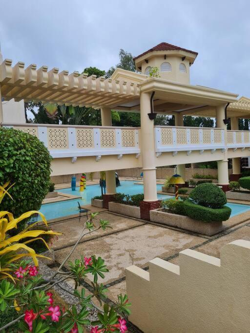Apartment 2br Mactan Condo, La Mirada Residences