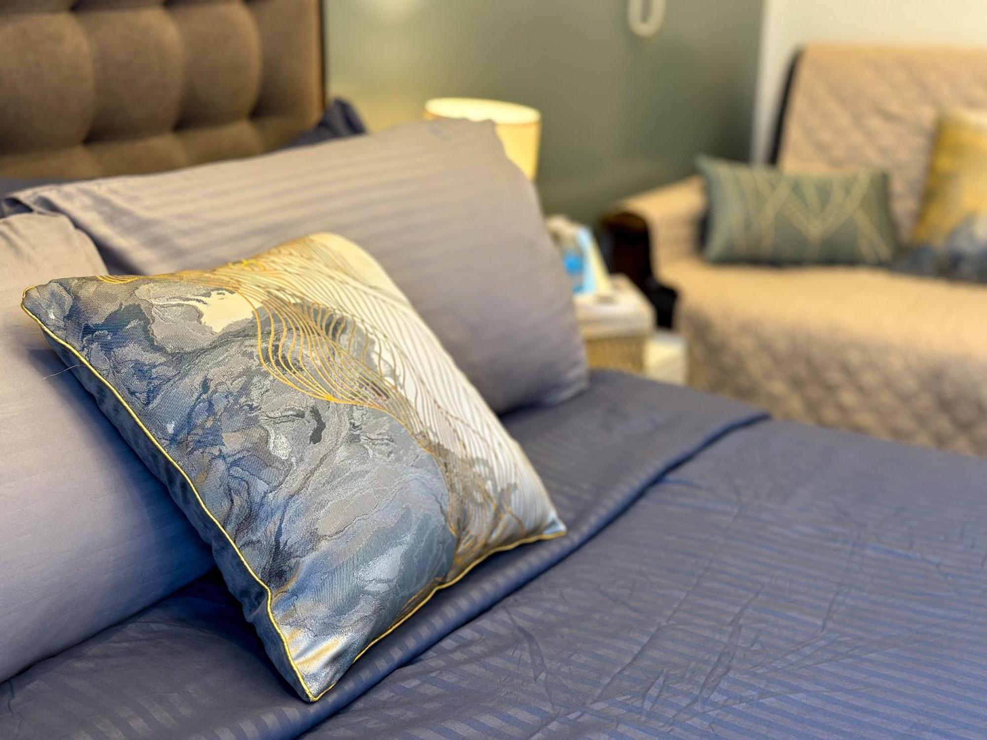 Homey In The Heart Of The Aparthotel