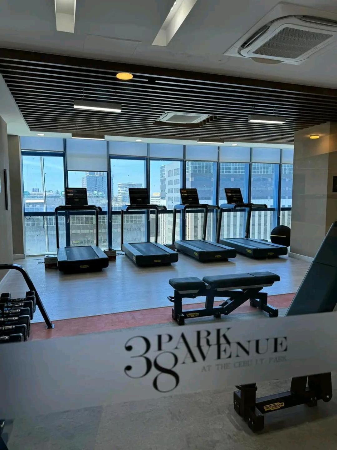 Prime Location With Sofa Bed At 38 Park Avenue Inside It Park Cebu