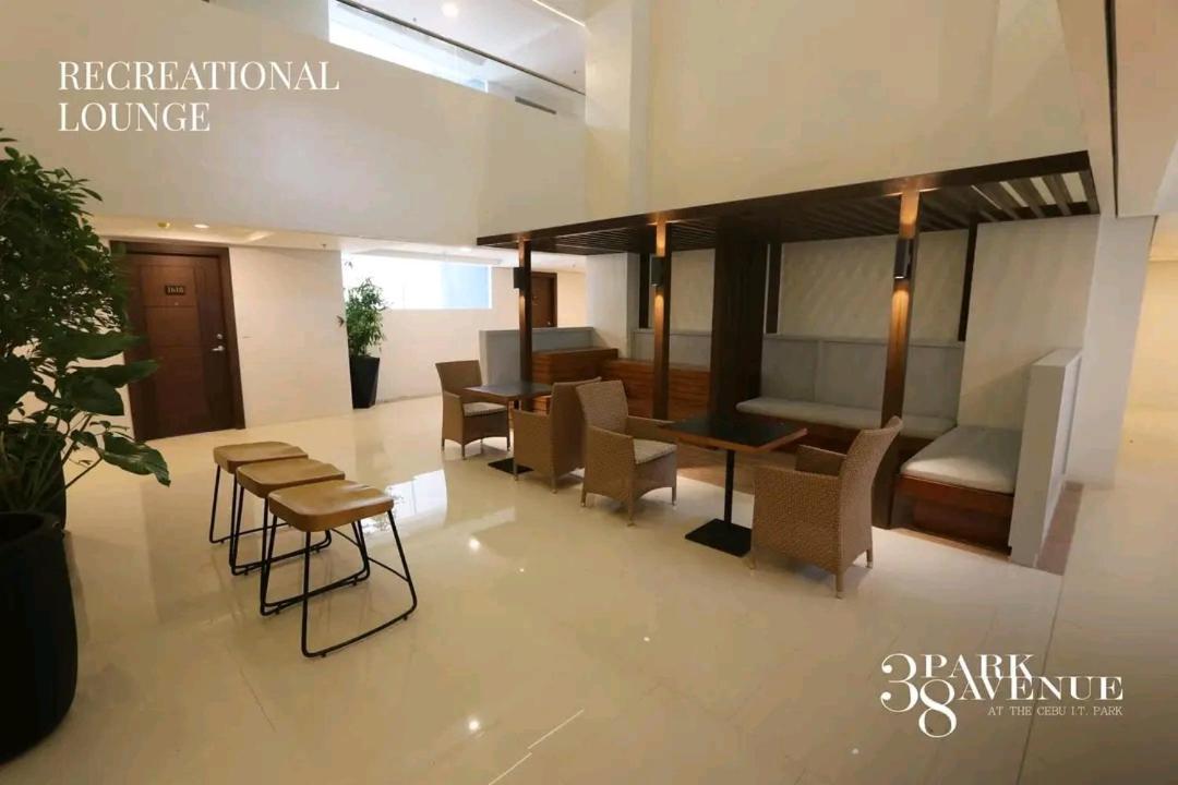Luxury Unit At 38 Park Avenue Cebu I T Park Apartment Tabok