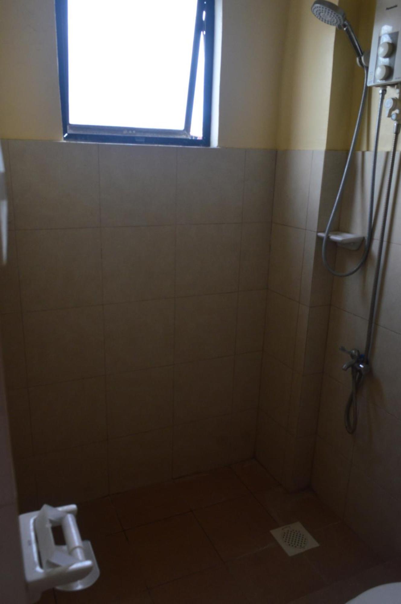 Apartment As Family 3e