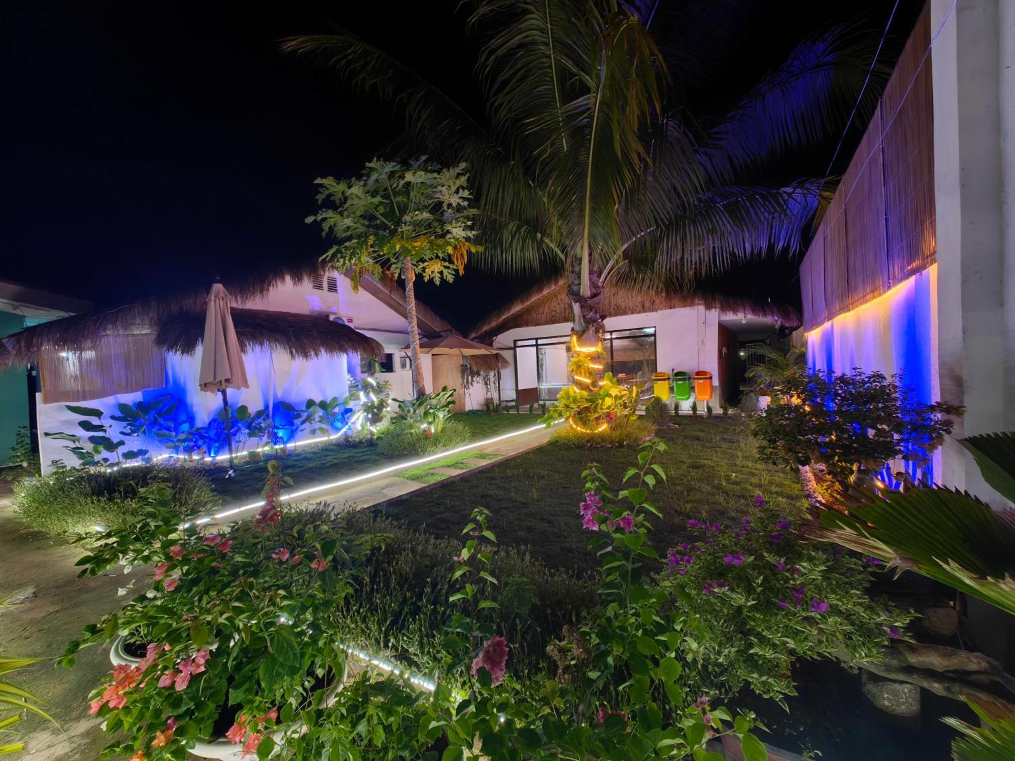 5r Tourist & Restaurant 2*