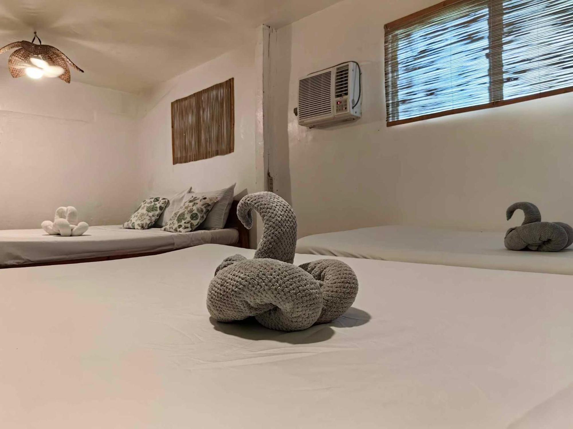 Hotel 5r Tourist & Restaurant 2*