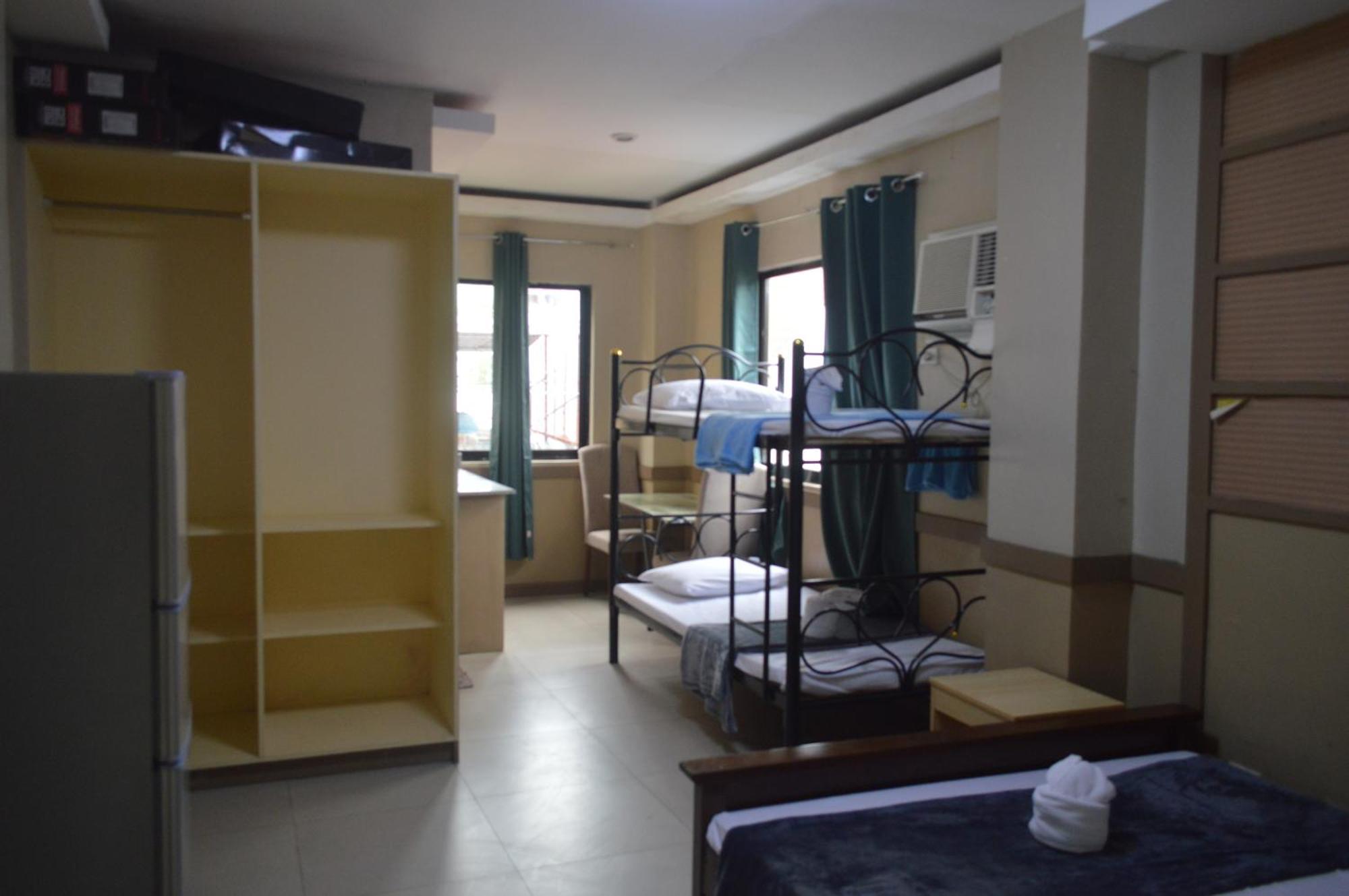 Apartment As Family 2f