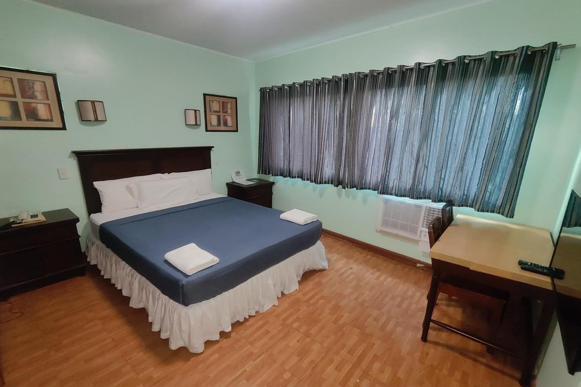 Oftana Near Oakridge * Cebu