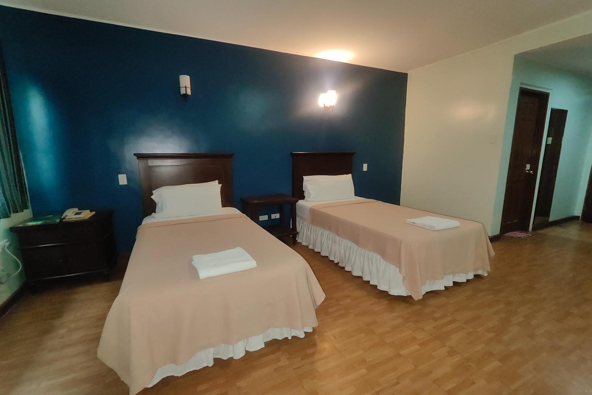 Hotel Oftana Near Oakridge
