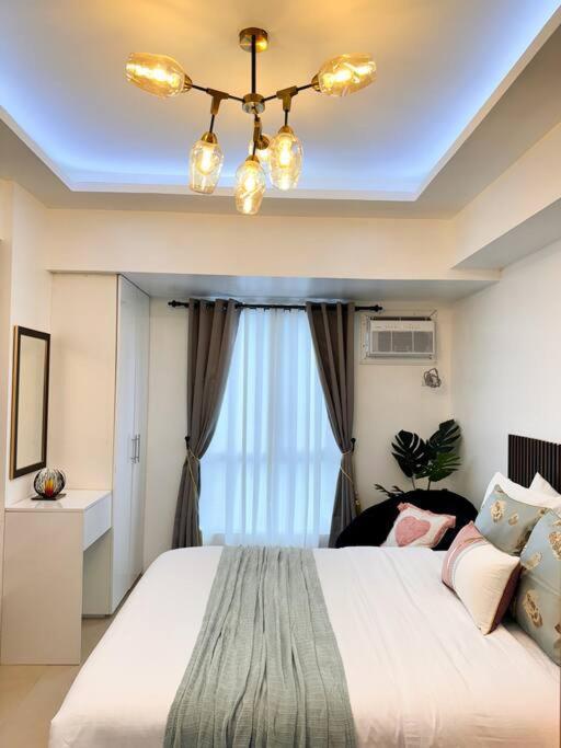 Apartment Vibe & Thrive At Unit In Avida Towers Riala Tower 2