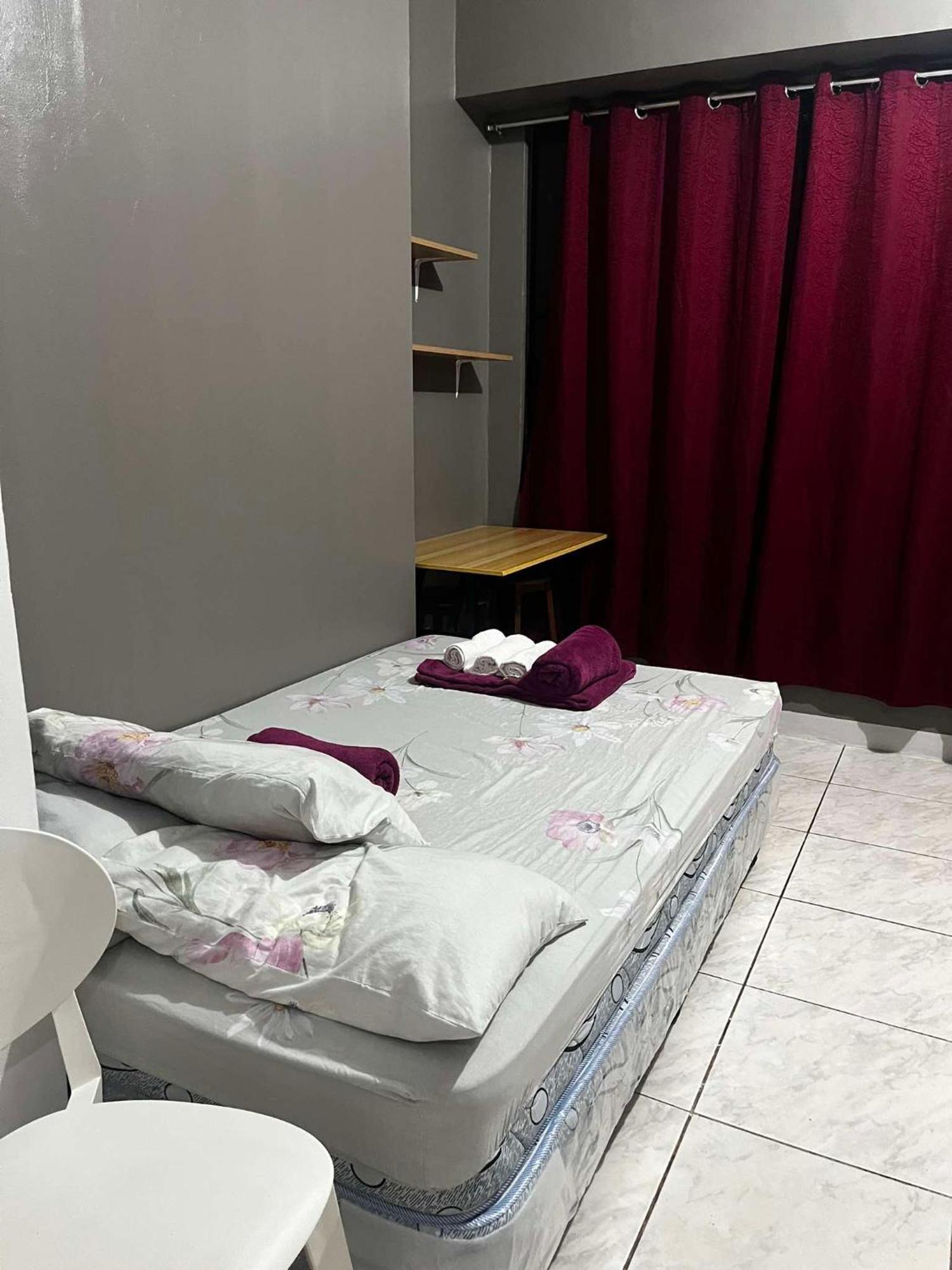 Flora's Place In Winland Towers