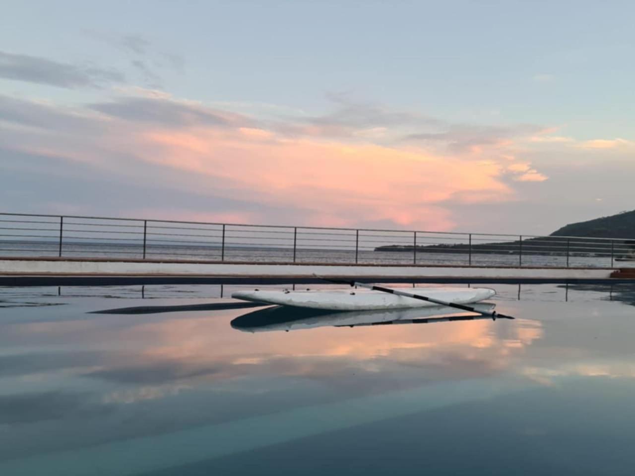 Hotel Palanas By The Sea