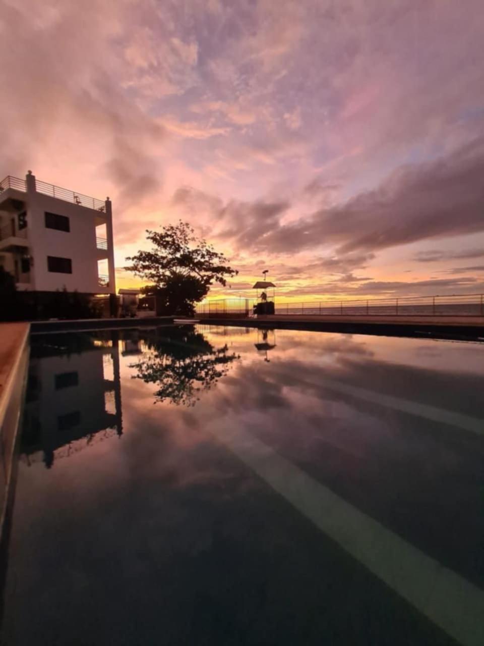 Palanas By The Sea Hotel 3*