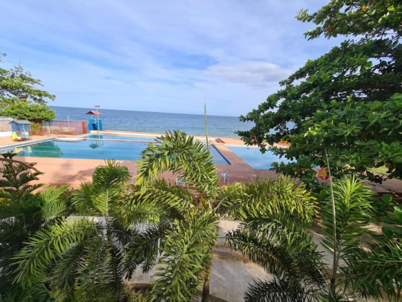 Palanas By The Sea Hotel
