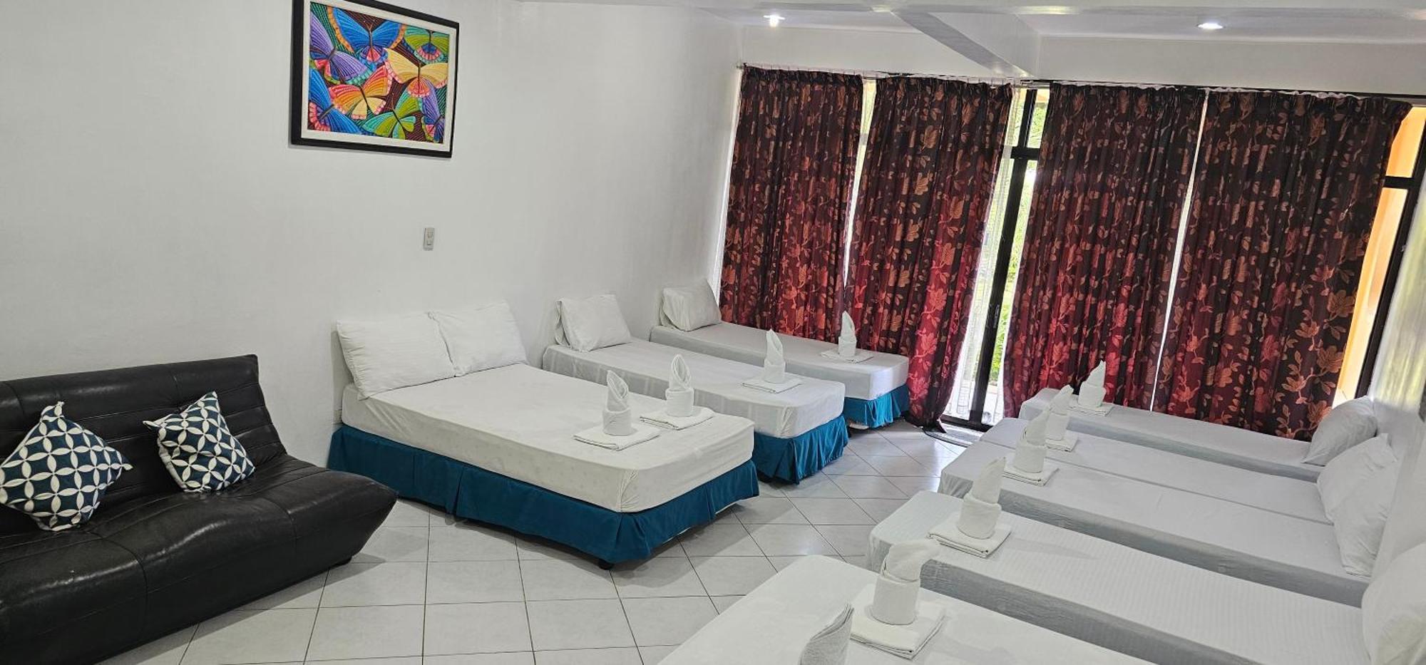 Hotel Palanas By The Sea 3*