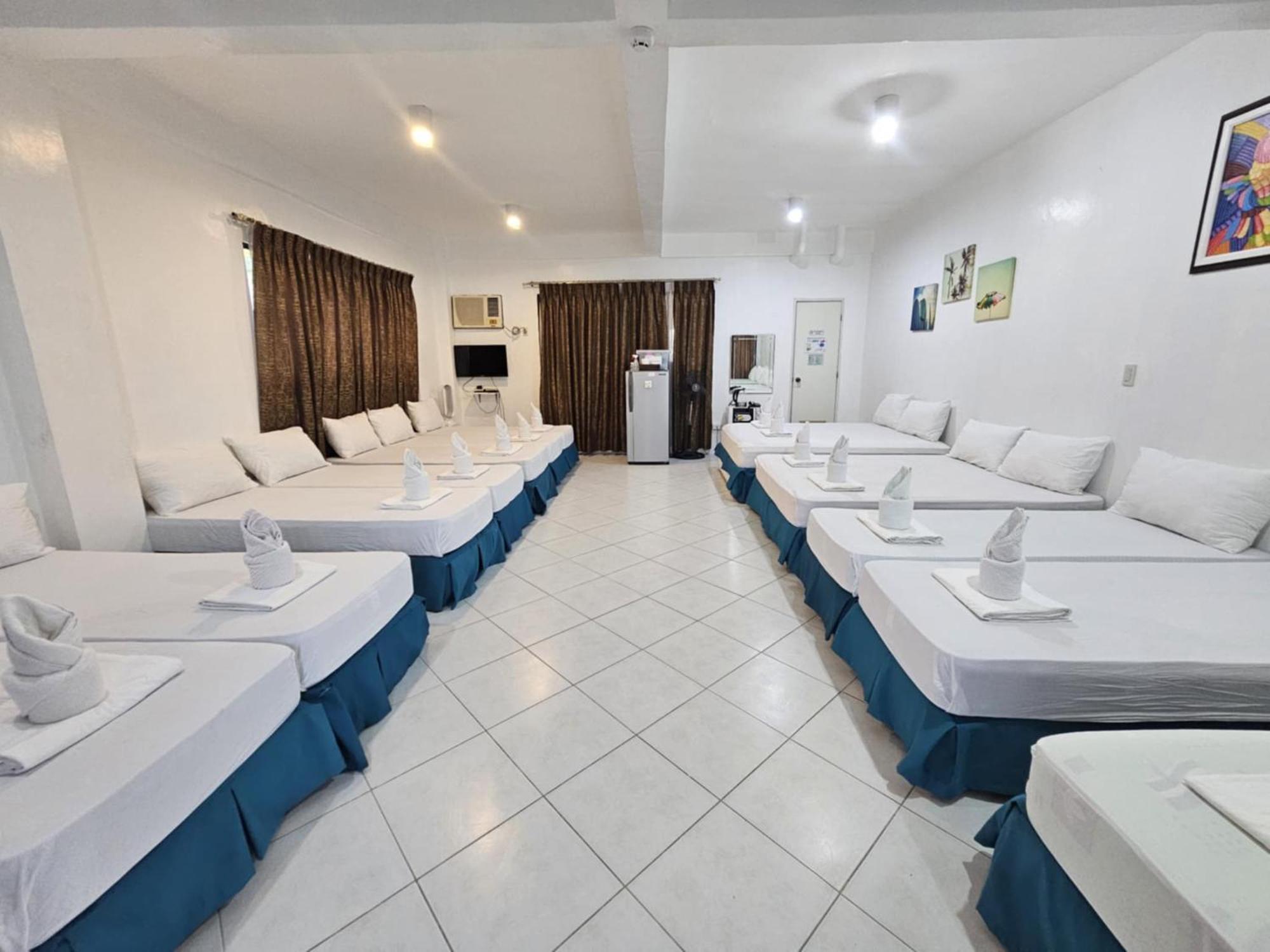 Hotel Palanas By The Sea