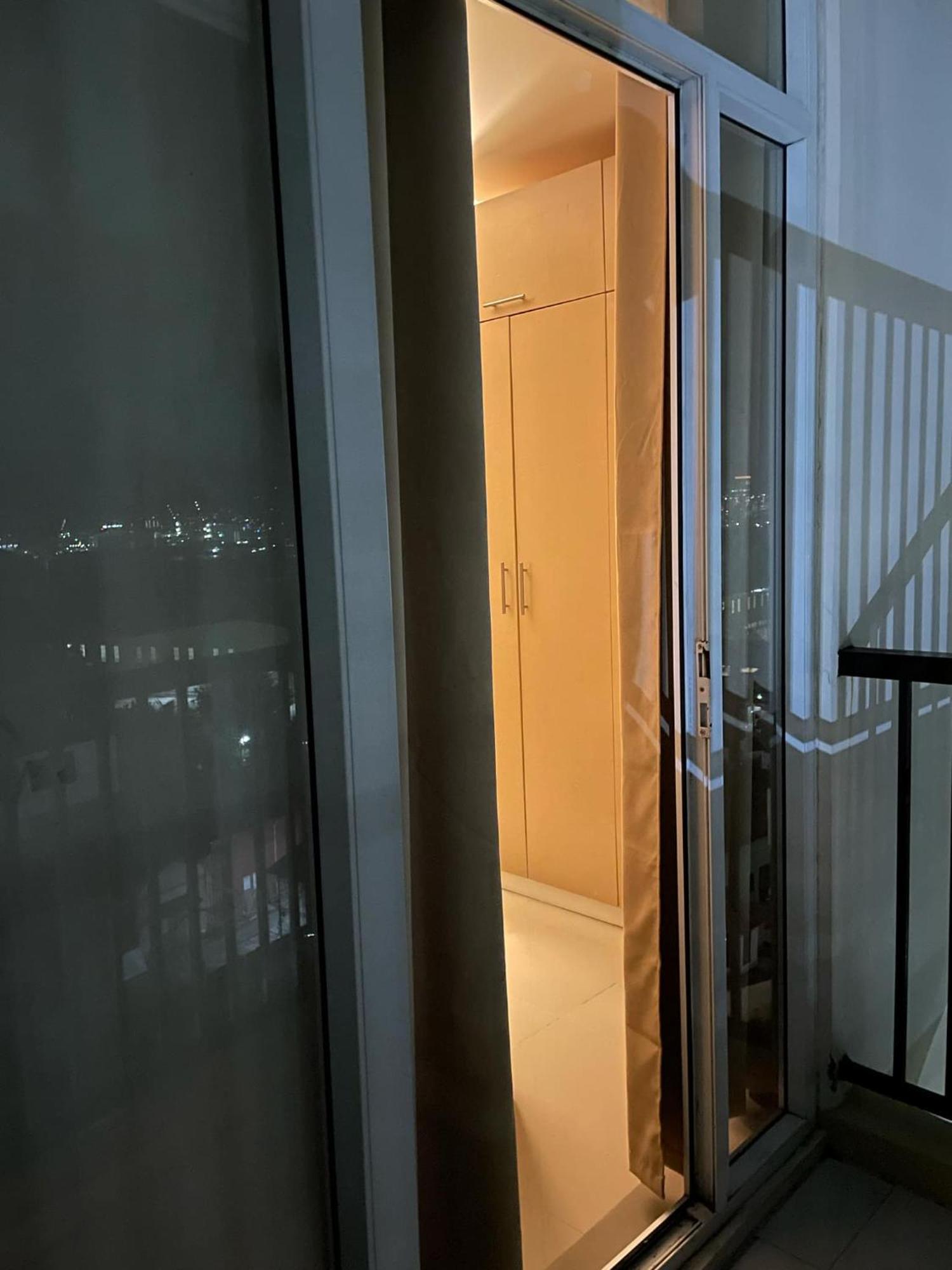 Seaview With Balcony Lapu-Lapu City
