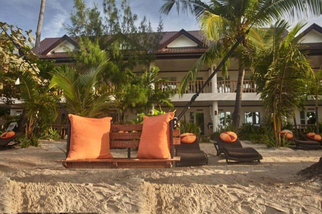 Resort Ocean Vida And Dive Logon