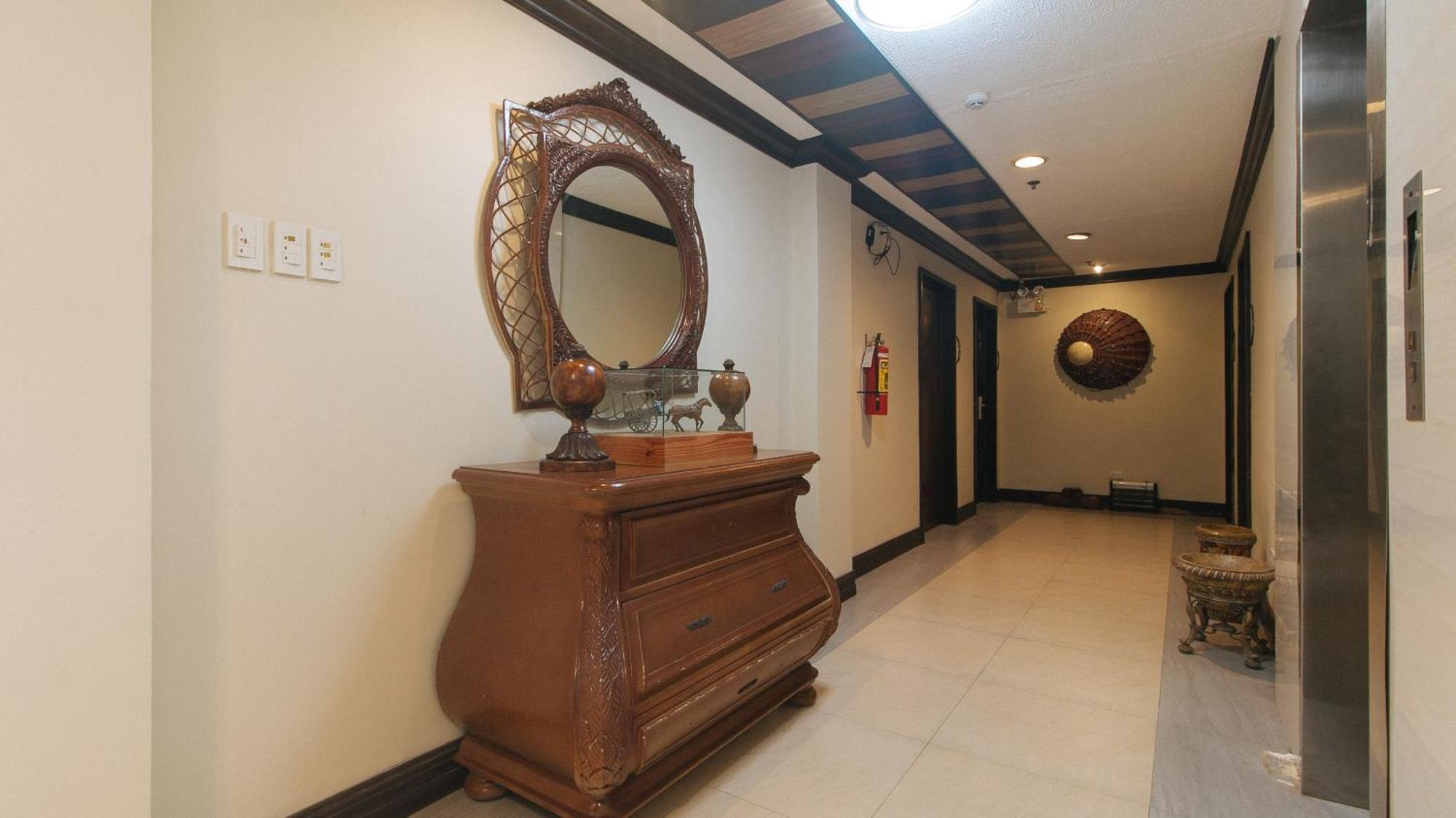 Hotel Reddoorz New Era Budget Mabolo Former Reddoorz Near Landers Superstore